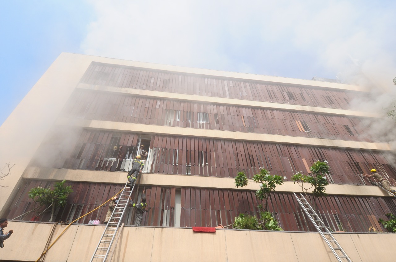 lucknow fire