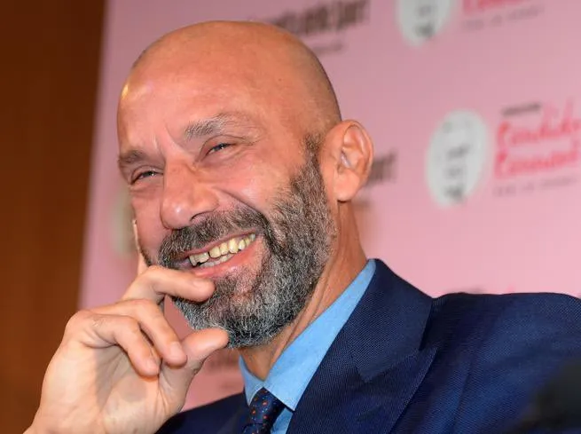 title Italy's great footballer Gianluca Vialli