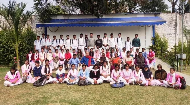 title भारती शिक्षक प्रशिक्षण महाविद्यालय के छात्र