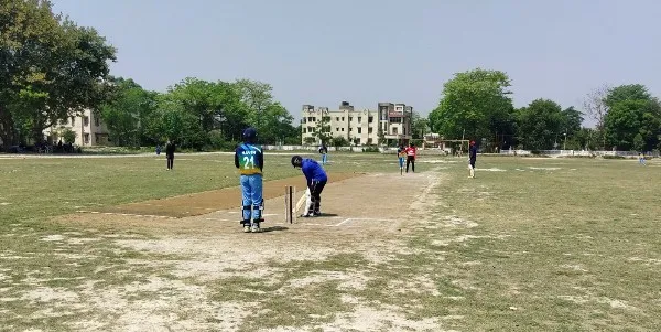 title Muzaffarpur Cricket League दूसरा मैच पुलिस लाइन में साईं क्रिकेट एकेडमी एवं गायत्री क्रिकेट क्लब के बीच खेला गया।