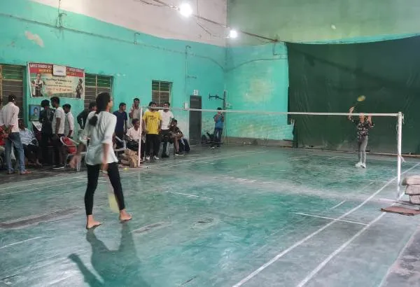 एलएस कॉलेज इंटर बैच बेडमिंटन महिला एवं पुरुष प्रतियोगिता