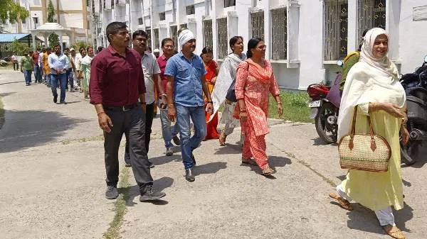 title Bihar University News Guest professors took out a peaceful march