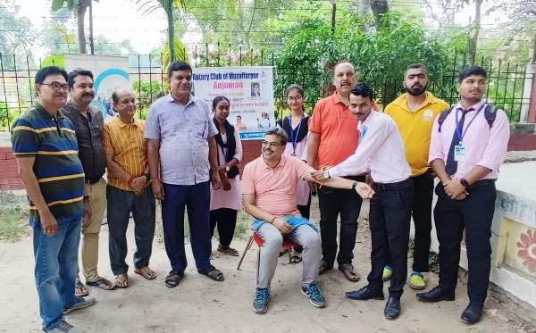 title World Thyroid Day विश्व थायराइड दिवस के अवसर पर लंगट सिंह कॉलेज, रोटरी क्लब मुजफ्फरपुर अंजुमन एवं क्योर पैथोलॉजी मुजफ्फरपुर के संयुक्त तत्वावधान में निःशुल्क थायराइड जांच शिविर का आयोजन किया गया.