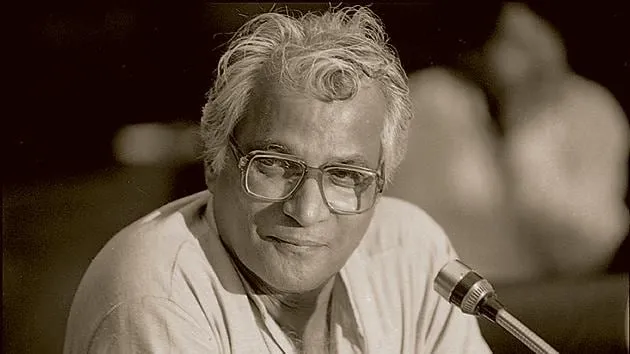 title George Fernandez George Fernandez Twitter image