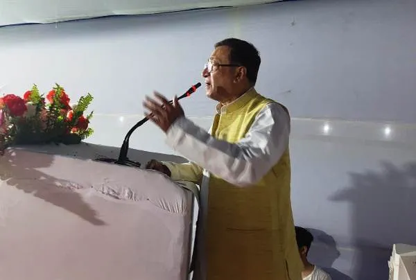  बिहार के उद्योग मंत्री समीर कुमार महासेठ