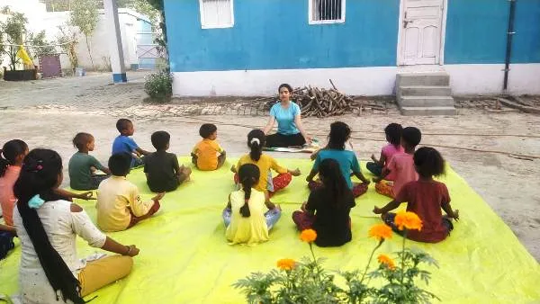 title Muzaffarpur News सबको योग सिखाएंगे कार्यक्रम एनएसएस इकाई आरडीएस कॉलेज