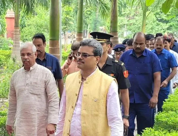 title Governor of Bihar Mr. Rajendra Vishwanath Arlekar Governor of Bihar Mr. Rajendra Vishwanath Arlekar