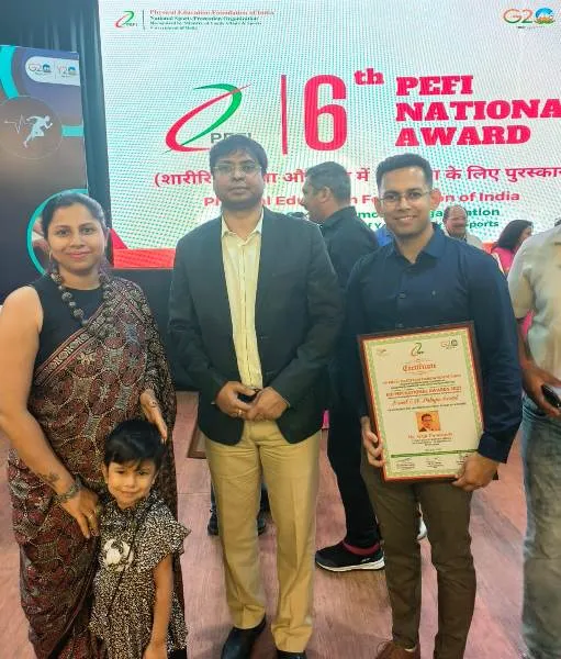 title National Award Dr. Arjit Putatunda को 6th PEFI National Award