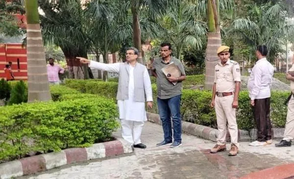 Muzaffarpur News लंगट सिंह कॉलेज स्थित दिनकर पार्क और महात्मा गांधी पार्क का सौंदर्यीकरण