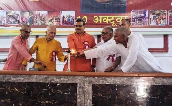 title LS College LS College लंगट सिंह कॉलेज के संस्थापक बाबू लंगट सिंह की जन्म जयंती