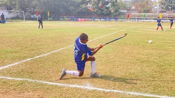 title School Hockey Muzaffarpur School Hockey Muzaffarpur 2nd Day Report मुजफ्फरपुर U-19 चैंपियन
