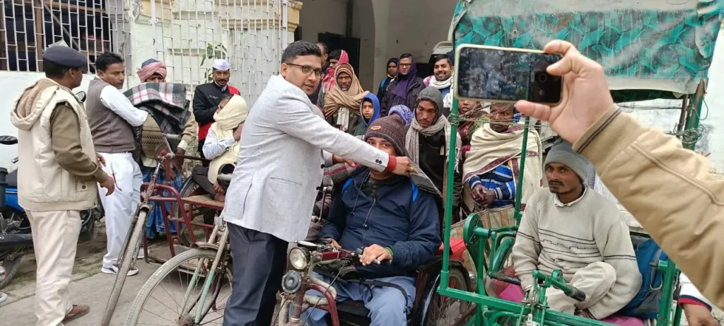 title Muzaffarpur Muzaffarpur जिला 150वां स्थापना दिवस के शुभ अवसर पर दिव्यांग जनों के बीच कंबल वितरण