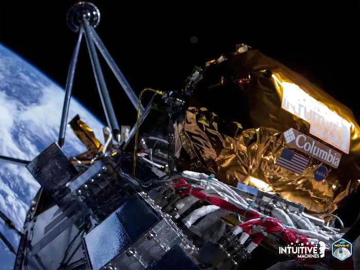 Private Spacecraft Odyssey Image Tweeter
