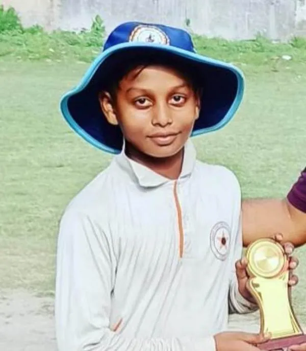 title Muzaffarpur U14 Cricket League संस्कृति क्रिकेट अकादमी के तरफ से अयान ने एक बार फिर शानदार बल्लेबाजी करते हुए 67 रनों की पारी खेली-Muzaffarpur U14 Cricket League