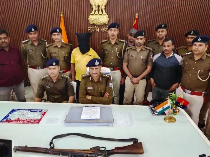 title Muzaffarpur Crime News Muzaffarpur Crime News पीएनबी बैंक डकैती के बाद पुलिस की ताबड़तोड़ छापेमारी, 4 हिरासत में