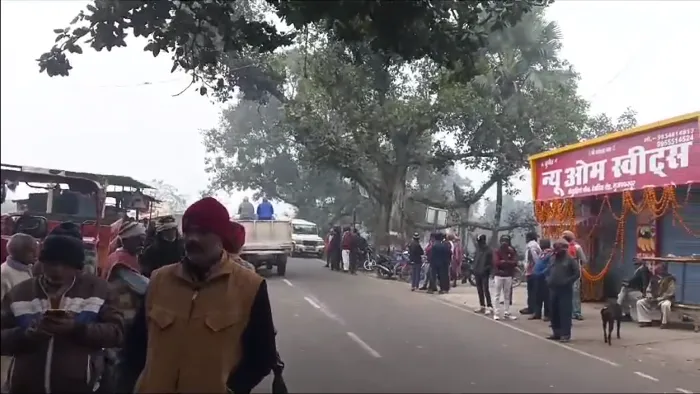 title Muzaffarpur Crime News Muzaffarpur Crime News मुजफ्फरपुर के लाइन होटल में पिता-पुत्र की हत्या