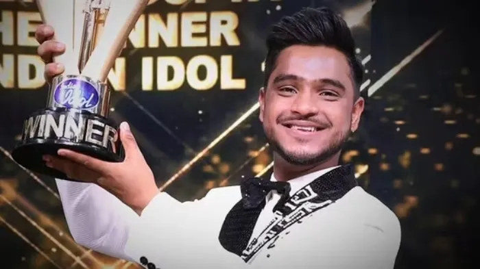 indian idol winner vibhav gupta