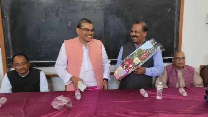 title LS College LS College के रसायनशास्त्र विभाग में बिदाई समारोह