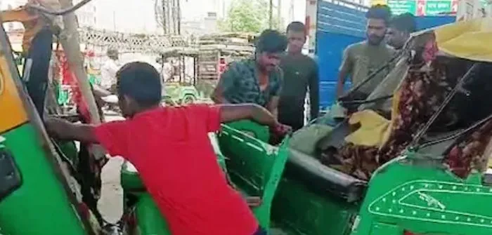 title Patna Metro Auto Accident Patna Metro Auto Accident