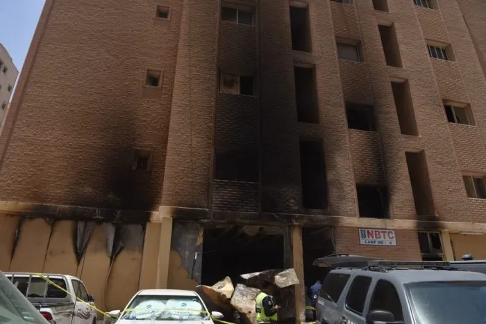 title Kuwait Fire Kuwait Fire मंगाफ में लगी भीषण आग