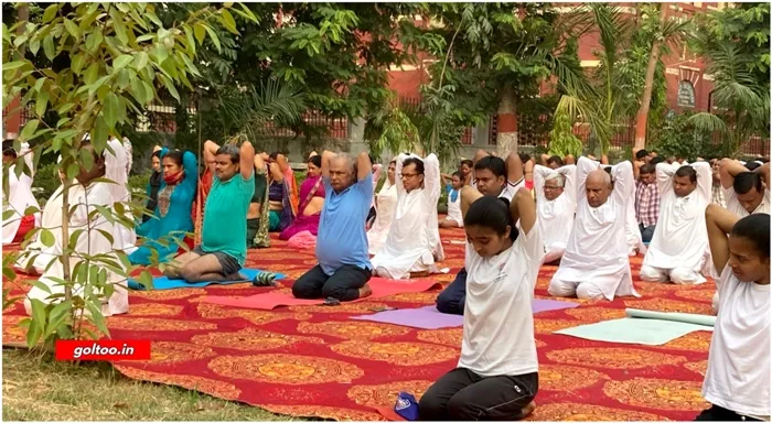 LS College योग सोसाइटी 