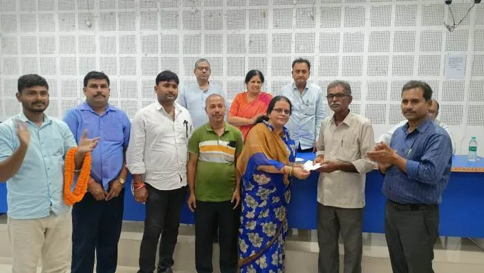 RDS College के श्री श्याम बिहारी प्रसाद सिंह 