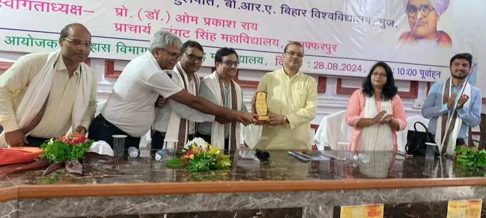 LS College में "करियर इन अकाउंटिंग एंड फाइनेंस" विषय पर एक विशेष परामर्श सत्र का आयोजन