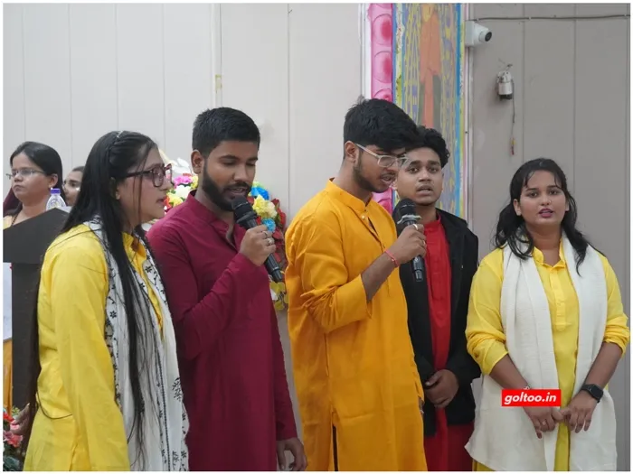 title RDS College RDS College छात्र-छात्राओं ने संगीत संध्या की शुरुआत में स्वागत गीत गाया।