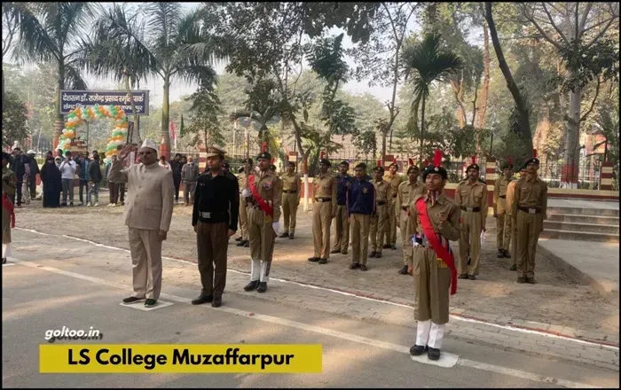 title LS College LS College में 76वाँ गणतंत्र दिवस धूमधाम से मनाया गया