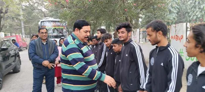 ईस्ट जोन इंटर यूनिवर्सिटी प्रतियोगिता में भाग लेने Bihar University की 52 सदस्यीय सांस्कृतिक टीम रवाना 