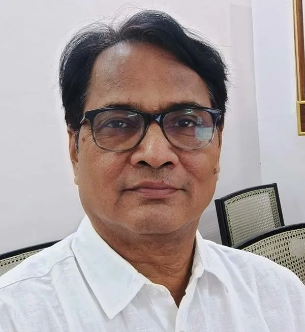 LS College के डॉ. विजय कुमार