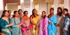Mothers Day पर स्विम्फीट अकादमी में विशेष तैराकी