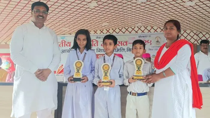 Saraswati Vidya Mandir सदातपुर में "प्रांतीय संस्कृति महोत्सव" 