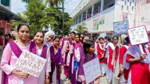 MDDM College में राष्ट्रीय पोषण सप्ताह पर छात्राओं ने निकाला जागरूकता मार्च