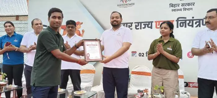 Tirhut College of Physical Education के रंजन कुमार को मिला बेस्ट रेड रिबन नोडल अधिकारी सम्मान