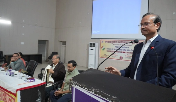 RDS College में “मतदान व्यवहार व महत्वपूर्ण मुद्दे” पर परिचर्चा