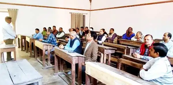 LS College में सेवानिवृत्त प्रधान सहायक स्वर्गीय सुरेश प्रसाद सिन्हा के दुखद निधन पर शोकसभा