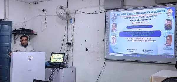 MPS Science Muzaffarpur में “Smart Skills for Smart Campus” विषय पर कंप्यूटर प्रशिक्षण कार्यक्रम संपन्न