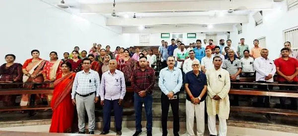 Bihar University Act-2026 के विरोध में BRABU के शिक्षकों-कर्मचारियों ने काली पट्टी बांधकर किया कार्य, एकजुटता का प्रदर्शन