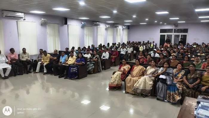 title brabu Teachers' Day पर BRABU में Research Excellence Award