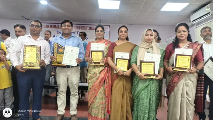 title brabu Teachers' Day पर BRABU में Research Excellence Award