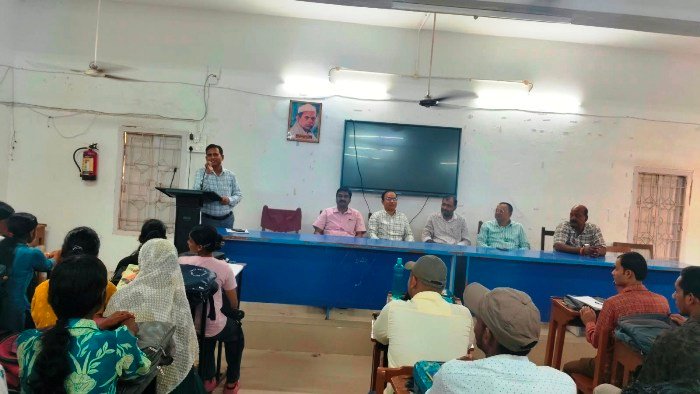 RDS College के इतिहास विभाग में "इतिहास विषय में असाइनमेंट लेखन" पर कार्यशाला आयोजित