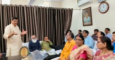 Muzaffarpur में शिक्षक समस्याओं पर संवाद जरूरी : एमएलसी डॉ. संजय कुमार सिंह, वेतन-पेंशन और सेवा सुरक्षा के मुद्दे उठे