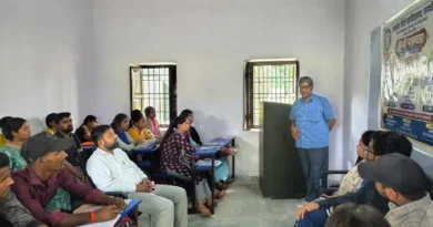 Chanpatia Degree College में हिंदी पखवाड़ा, निबंध-काव्य पाठ व भाषण प्रतियोगिताओं में दिखी विद्यार्थियों की प्रतिभा