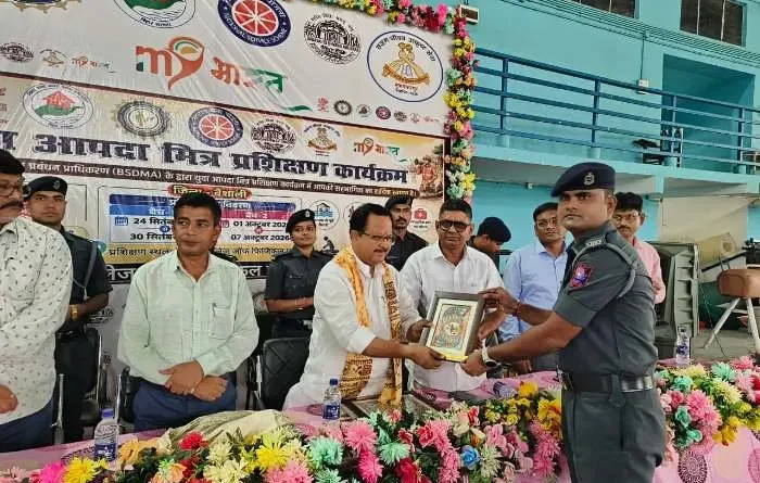 तिरहुत कॉलेज ऑफ फिजिकल एजुकेशन में युवा आपदा मित्र प्रशिक्षण शिविर का सफल समापन